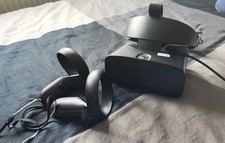 Oculus Rift S VR Headset With Controllers And Cable
