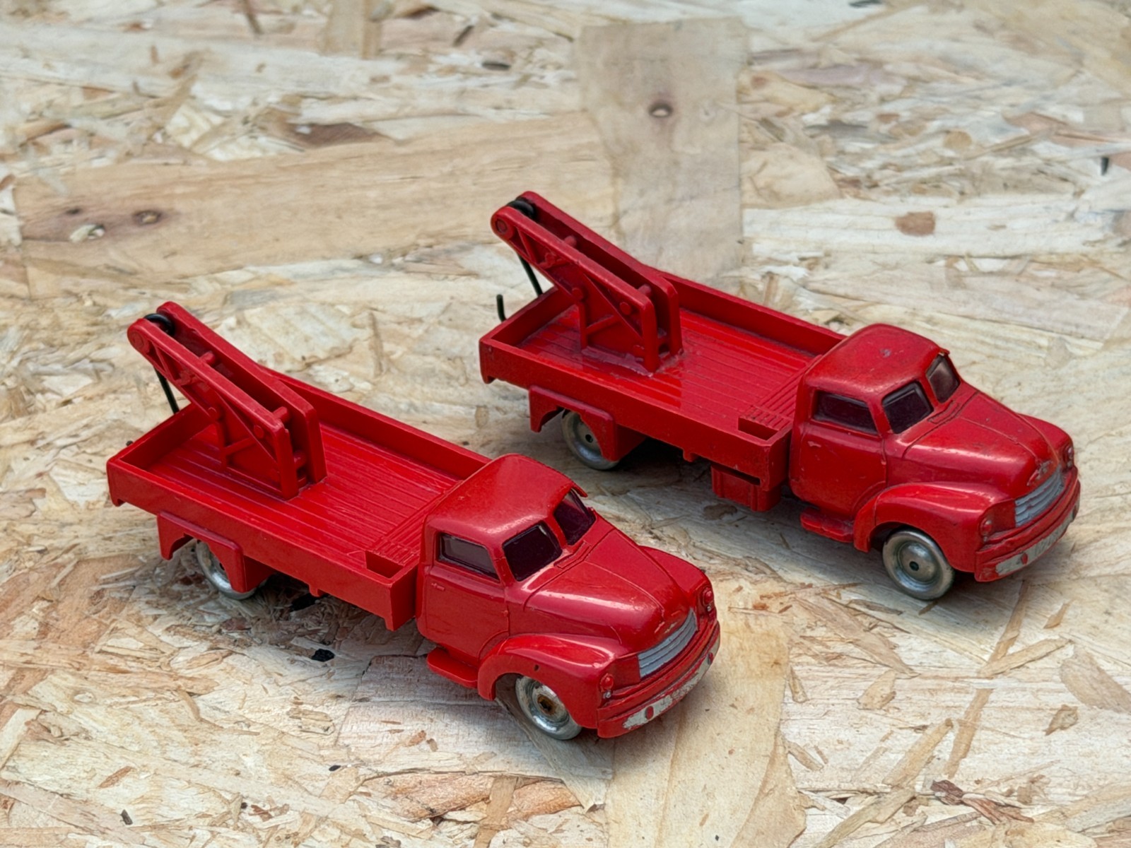 9x LEGO DENMARK H0 1:87 FIAT 1800 MERCEDES SHELL TRUCK LKW ESSO CAR (P/VG) 8 9x LEGO DENMARK H0 1:87 FIAT 1800 MERCEDES SHELL TRUCK LKW ESSO CAR (P/VG)