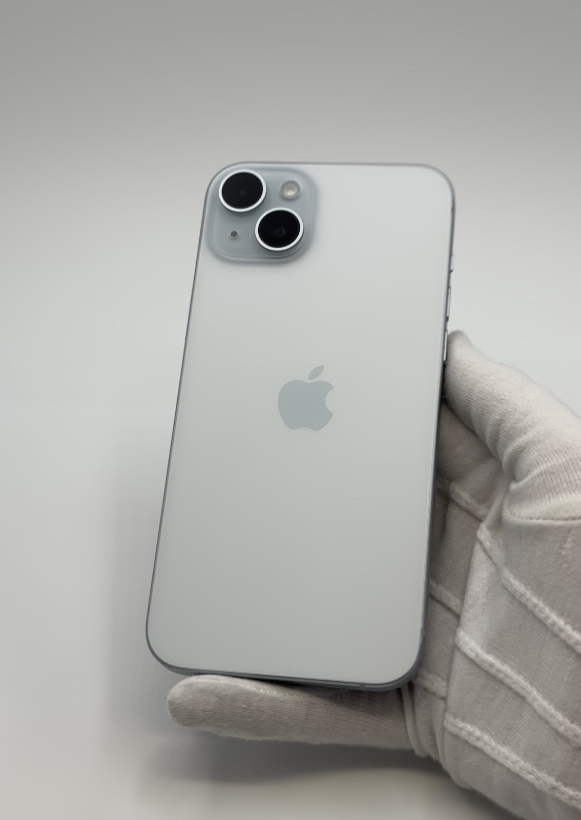 Apple iPhone 15 Plus - 128GB - Blau (Ohne Simlock) - Exzellent 3 Apple iPhone 15 Plus - 128GB - Blau (Ohne Simlock) - Exzellent