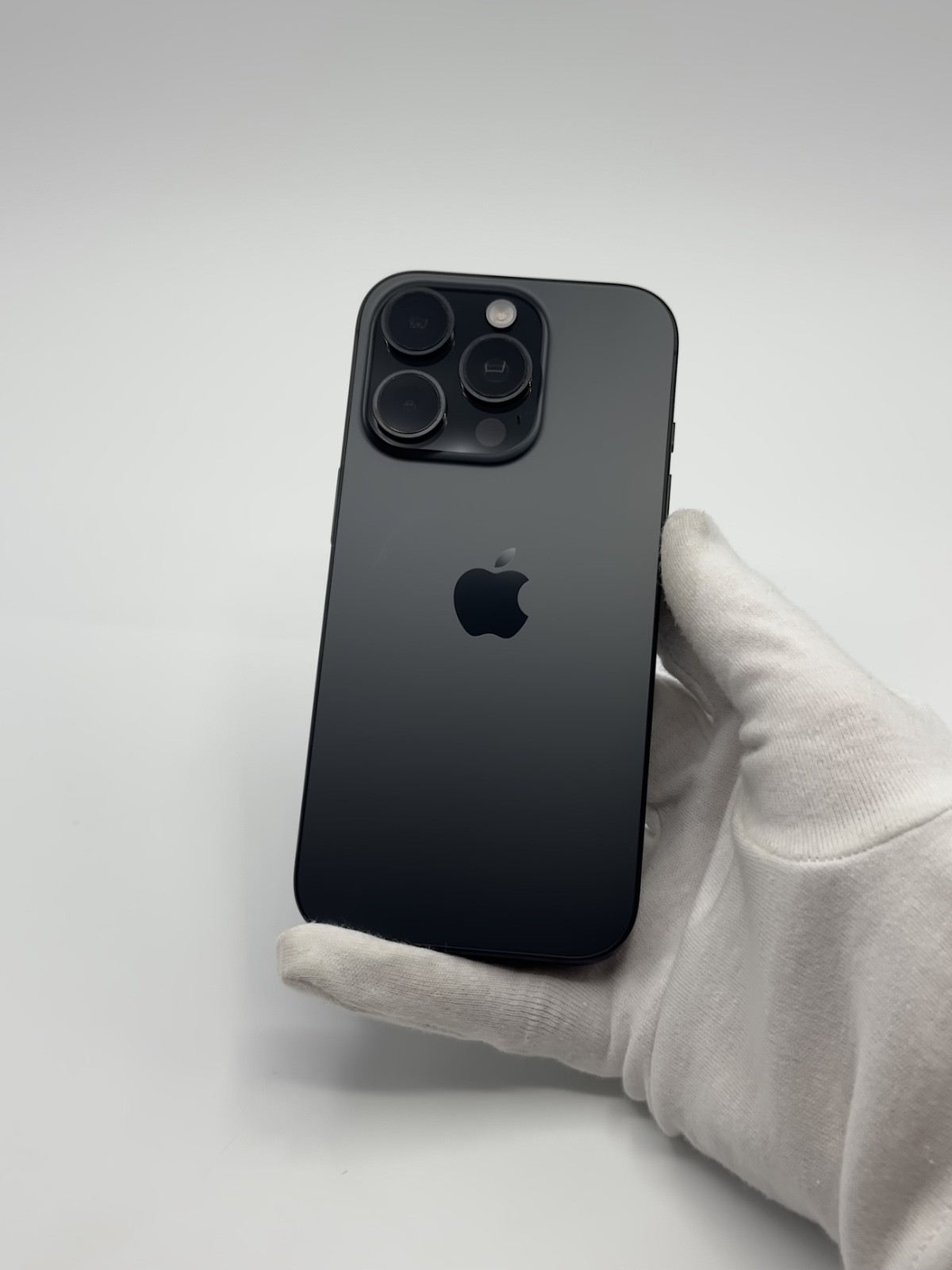 Apple iPhone 16 Pro - 128GB - Black Titanium (Ohne Simlock) - Top Zustand 3 Apple iPhone 16 Pro - 128GB - Black Titanium (Ohne Simlock) - Top Zustand