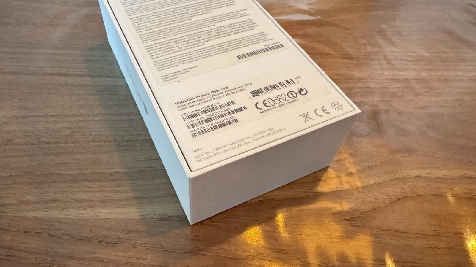 Apple IPHONE 6 - 16GB - Silver White AS NEW! Mint A1549 Collectors Item! 5 Apple IPHONE 6 - 16GB - Silver White AS NEW! Mint A1549 Collectors Item!