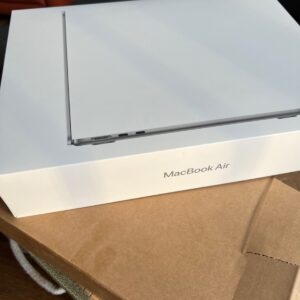 APPLE MacBook Air (2024) Spacegrijs - 13.6 inch - Apple M3 10-core GPU - 16 GB -