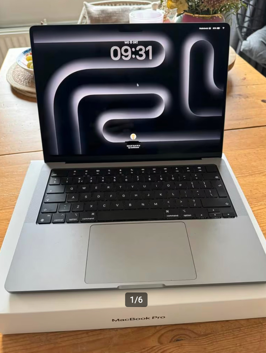 Apple MacBook Pro 14 In M1 Pro Chip 2021 16GB 512GB SSD Space Gray 1 Apple MacBook Pro 14 In M1 Pro Chip 2021 16GB 512GB SSD Space Gray
