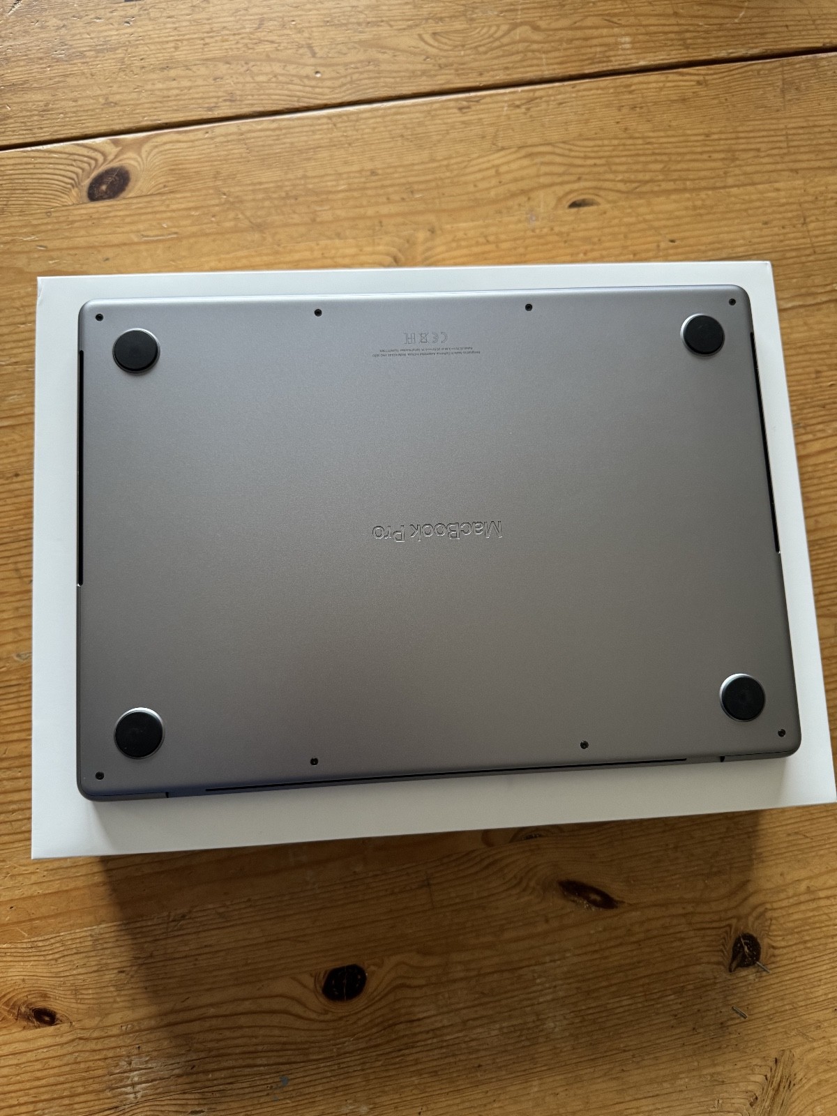 Apple MacBook Pro 14 In M1 Pro Chip 2021 16GB 512GB SSD Space Gray 3 Apple MacBook Pro 14 In M1 Pro Chip 2021 16GB 512GB SSD Space Gray