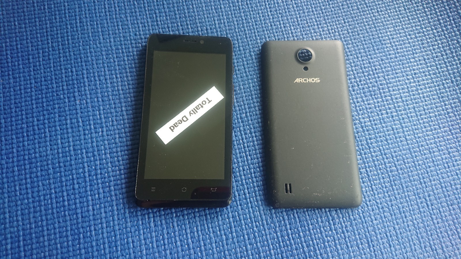 ARCHOS Titanium 45 - 4GB - Black Android Smartphone — Faulty no Battery. 6 ARCHOS Titanium 45 - 4GB - Black Android Smartphone — Faulty no Battery.
