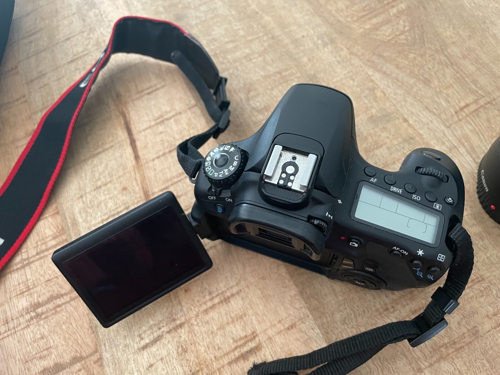 Black Camera Canon Eos 60D + Lenses + case. used, great condition. 3 Black Camera Canon Eos 60D + Lenses + case. used, great condition.