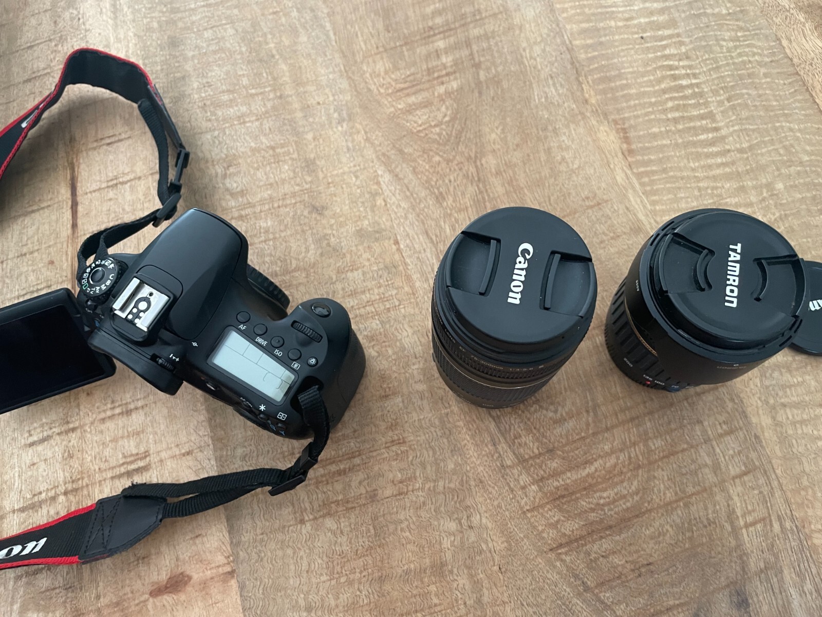 Black Camera Canon Eos 60D + Lenses + case. used, great condition. 6 Black Camera Canon Eos 60D + Lenses + case. used, great condition.