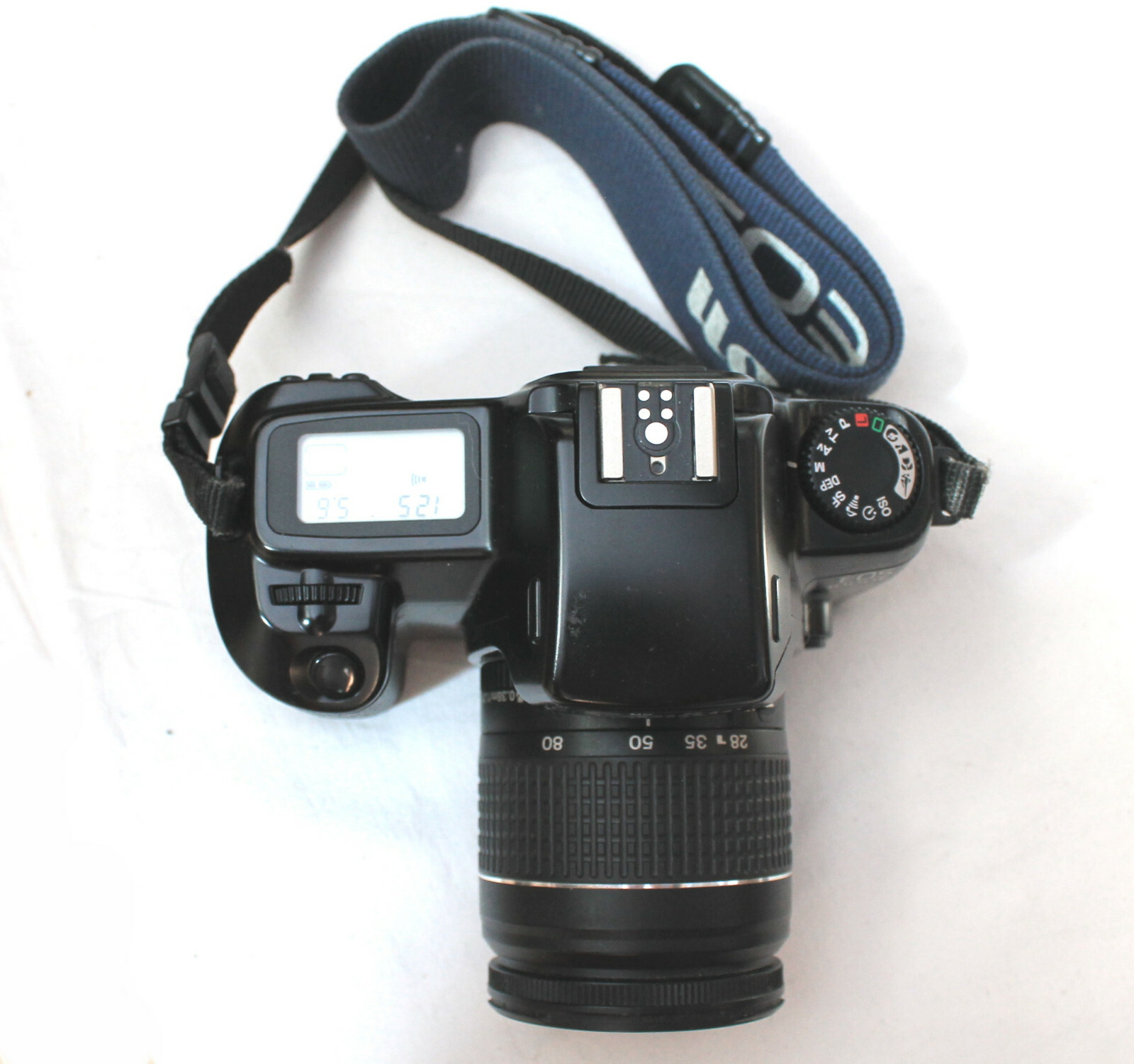 CANON EOS 1000F SLR 35mm Film Camera 28-80mm AF Canon Lens, in Working Order. 3 CANON EOS 1000F SLR 35mm Film Camera 28-80mm AF Canon Lens, in Working Order.