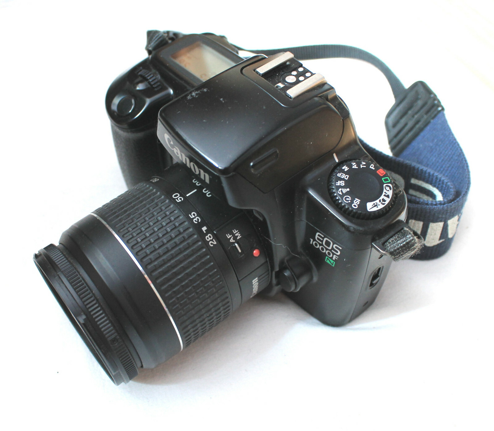 CANON EOS 1000F SLR 35mm Film Camera 28-80mm AF Canon Lens, in Working Order. 5 CANON EOS 1000F SLR 35mm Film Camera 28-80mm AF Canon Lens, in Working Order.