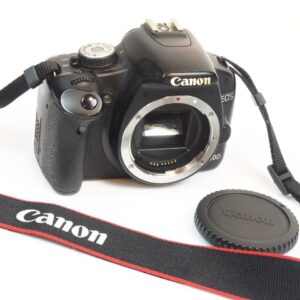 Canon EOS 500D 15.1MP Digital SLR *Camera Body and one battery Only* 45K clicks