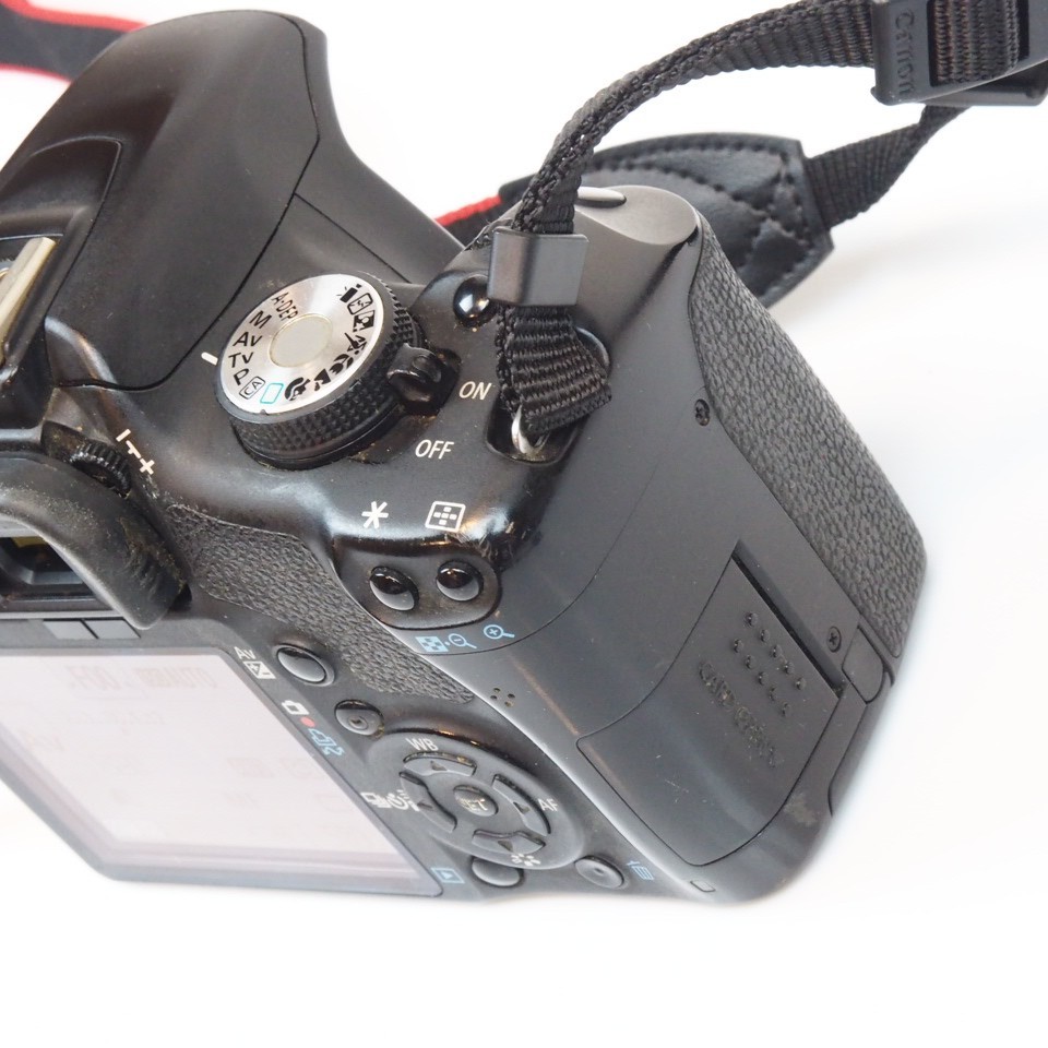 Canon EOS 500D 15.1MP Digital SLR *Camera Body and one battery Only* 45K clicks 5 Canon EOS 500D 15.1MP Digital SLR *Camera Body and one battery Only* 45K clicks