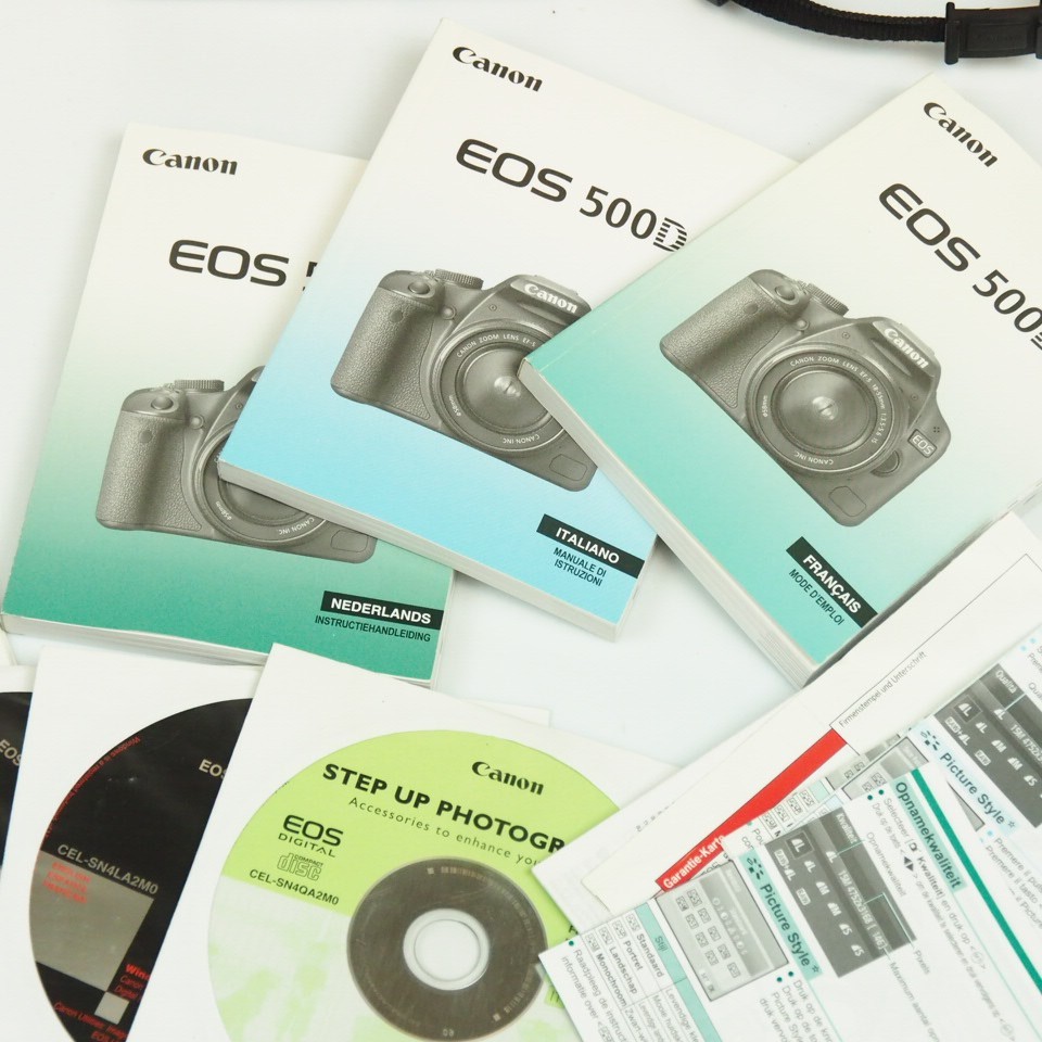 Canon EOS 500D KIT DSLR + Canon EF-S 18-200mm IS 1:3.5-6.3 | 11.060 clicks 10 Canon EOS 500D KIT DSLR + Canon EF-S 18-200mm IS 1:3.5-6.3 | 11.060 clicks