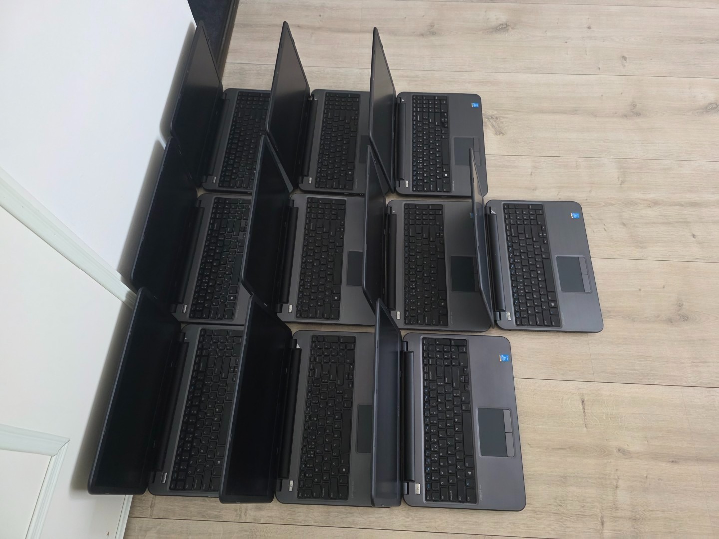 DELL INSPIRON 3542 LAPTOP / I5-4200U CPU / 8GB RAM / 120GB SSD/ 15.6" INCH / LOT 6 DELL INSPIRON 3542 LAPTOP / I5-4200U CPU / 8GB RAM / 120GB SSD/ 15.6" INCH / LOT