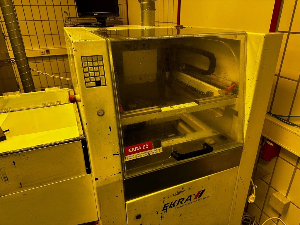 Ekra E2 - Semi Automatic screen printer 1 Ekra E2 - Semi Automatic screen printer