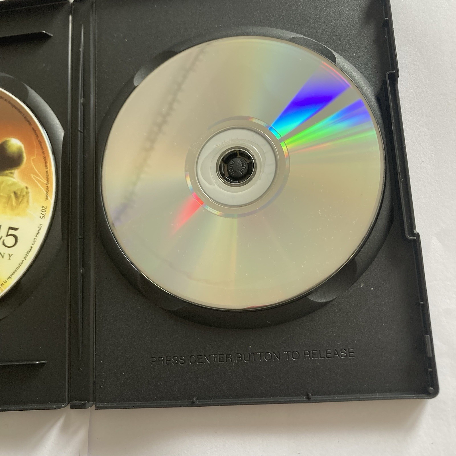 Embedded DVD 2-Disc Special Edition – Action Thriller PAL / Region ALL 3 Embedded DVD 2-Disc Special Edition – Action Thriller PAL / Region ALL