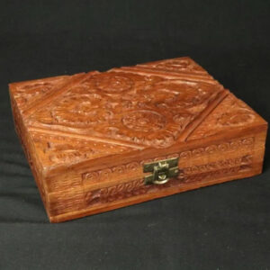 Handgesneden Vintage Houten Sieraden- of sigarendoos met Bloemmotief
