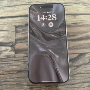iphone 16 pro