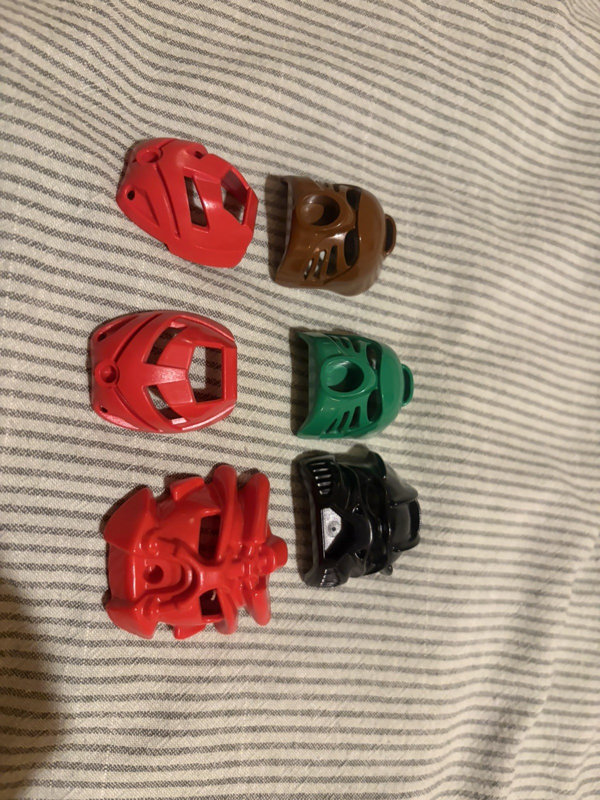 LEGO BIONICLE Black Kanohi Kaukau Nuva Mask Genuine LEGO Excellent Condition 4 LEGO BIONICLE Black Kanohi Kaukau Nuva Mask Genuine LEGO Excellent Condition