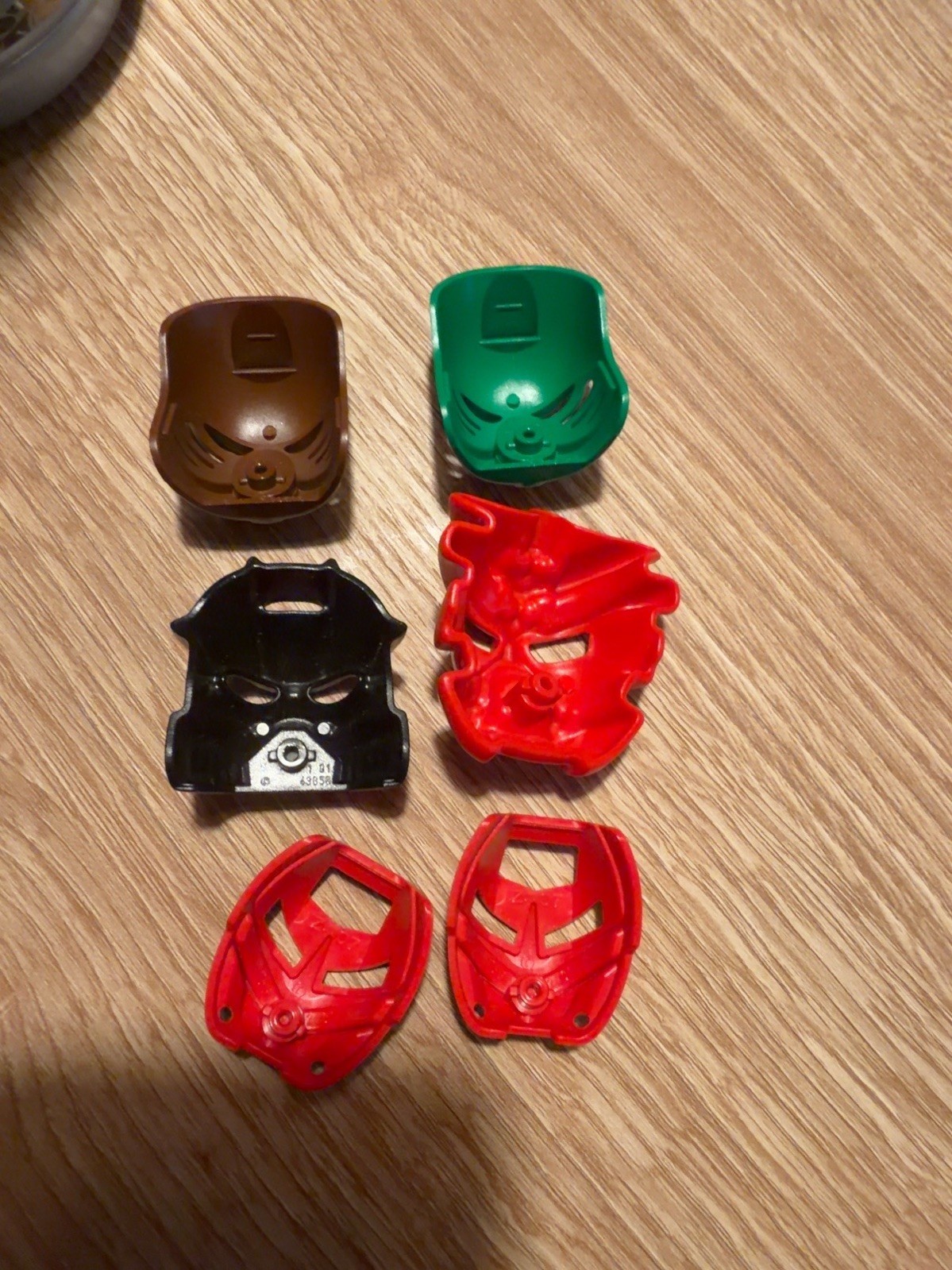 LEGO BIONICLE Brown Kanohi Hau Mask Genuine LEGO Excellent Condition 2 LEGO BIONICLE Brown Kanohi Hau Mask Genuine LEGO Excellent Condition