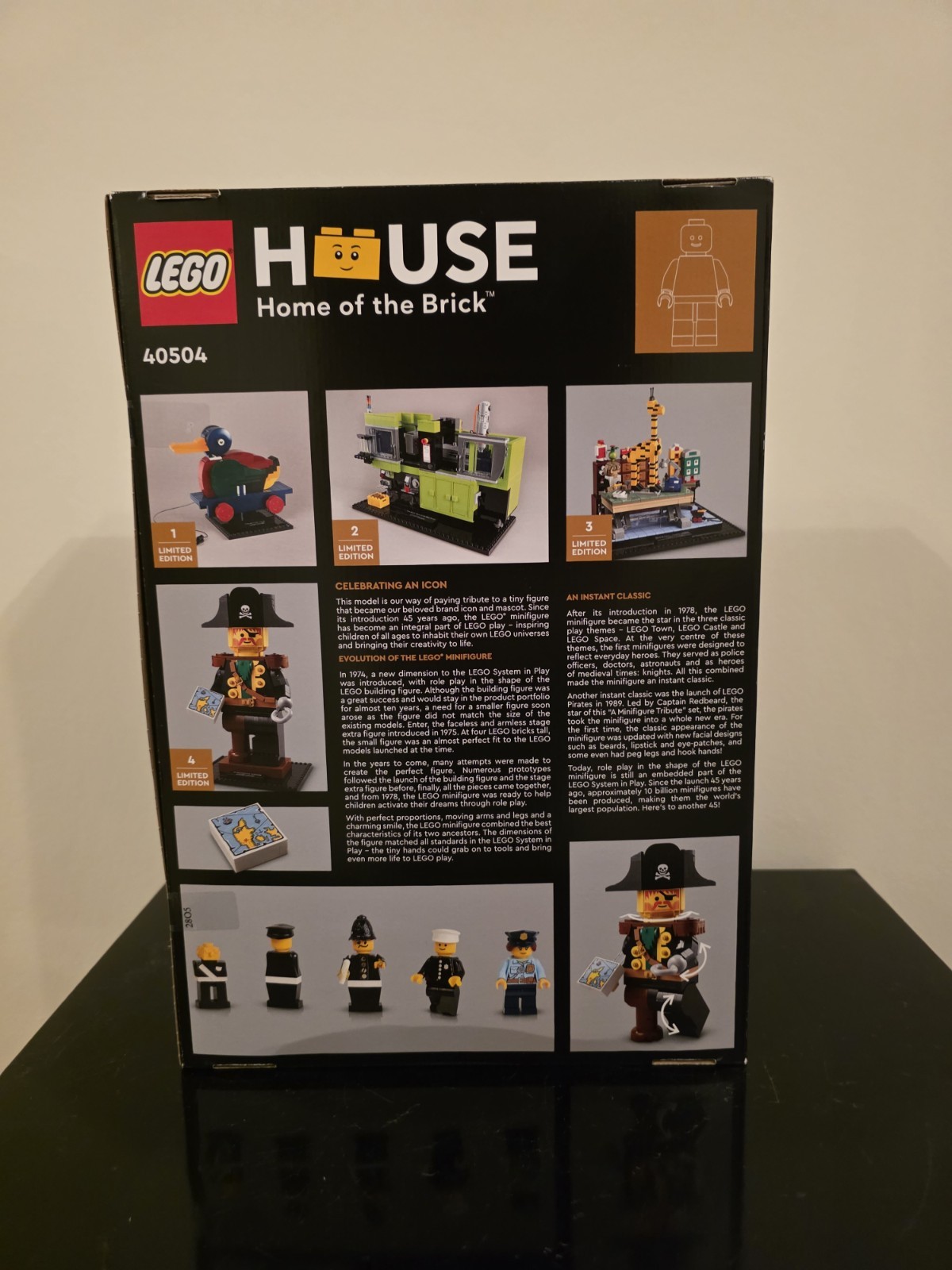 LEGO House Exclusive- A Minifigure Tribute Set 40504 , Brand New & Sealed 2 LEGO House Exclusive- A Minifigure Tribute Set 40504 , Brand New & Sealed