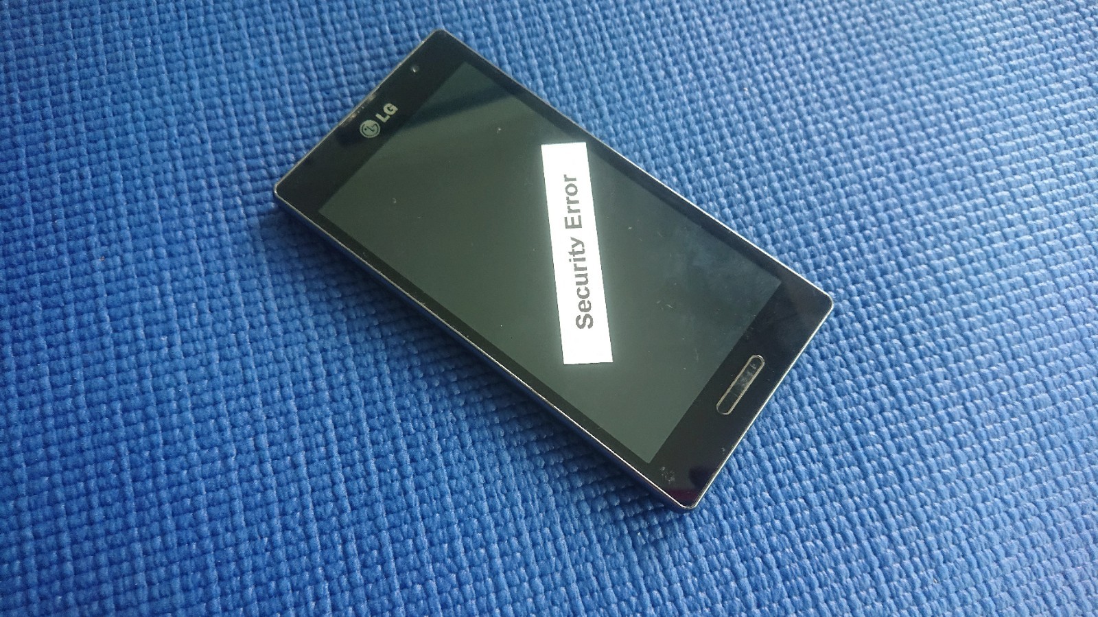 LG Optimus L9 P760 - 4GB - Black Smartphone — Faulty Security Error 2 LG Optimus L9 P760 - 4GB - Black Smartphone — Faulty Security Error