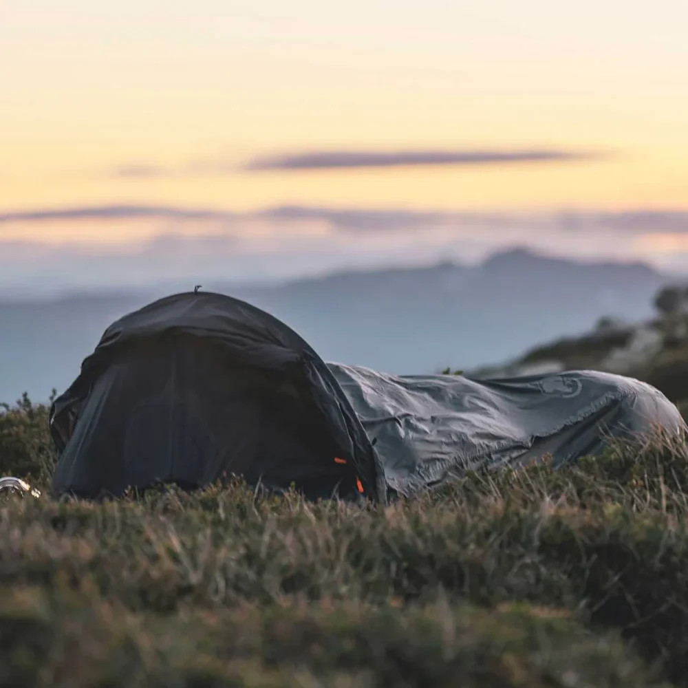 LifeSystems Venture Solo XL Hooped Bivi tent - compacte shelter - Grijs 4 LifeSystems Venture Solo XL Hooped Bivi tent - compacte shelter - Grijs