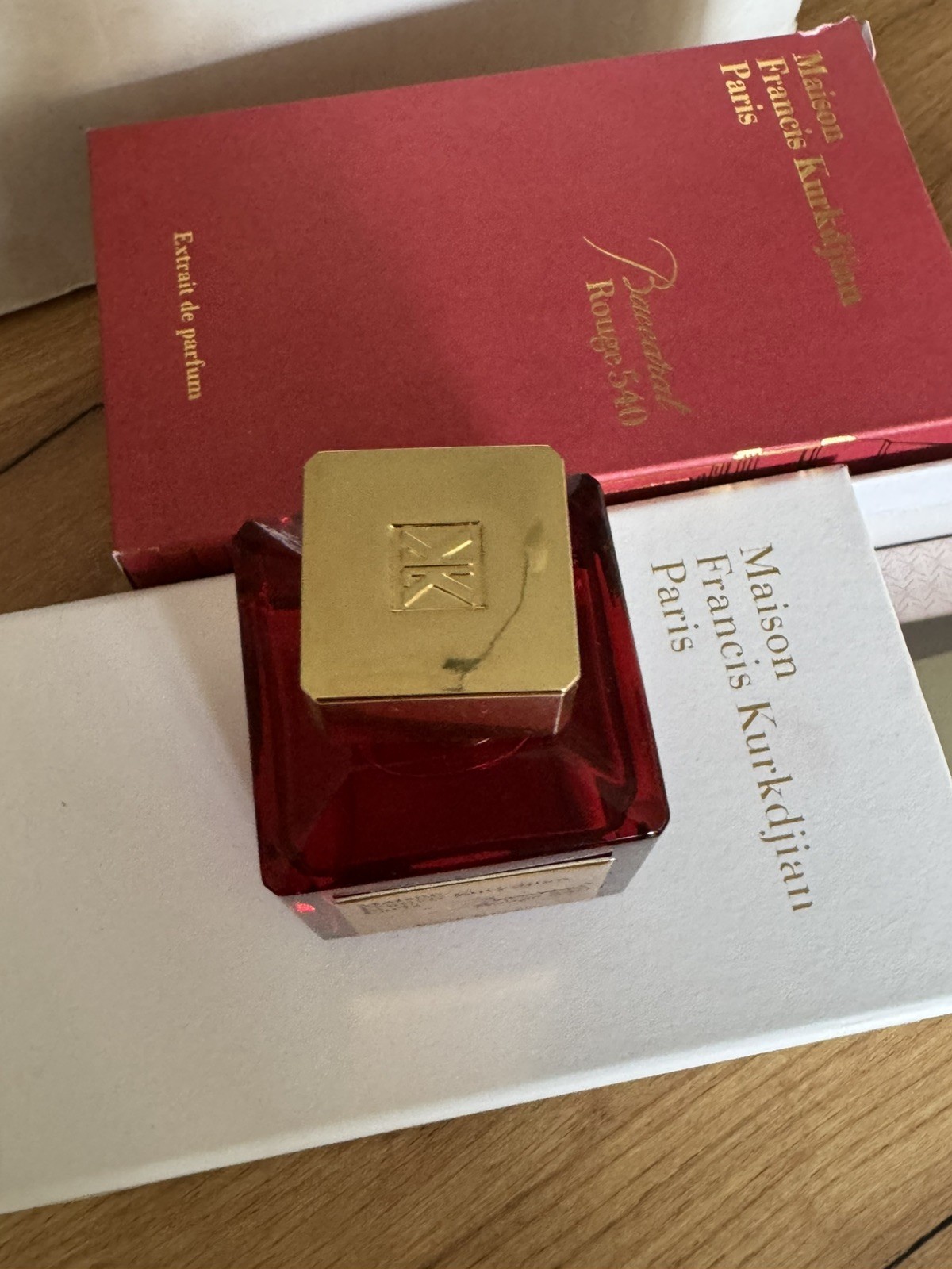 Maison Francis Kurkdjian Baccarat Rouge 540 Eau de Parfum 70ml 4 Maison Francis Kurkdjian Baccarat Rouge 540 Eau de Parfum 70ml