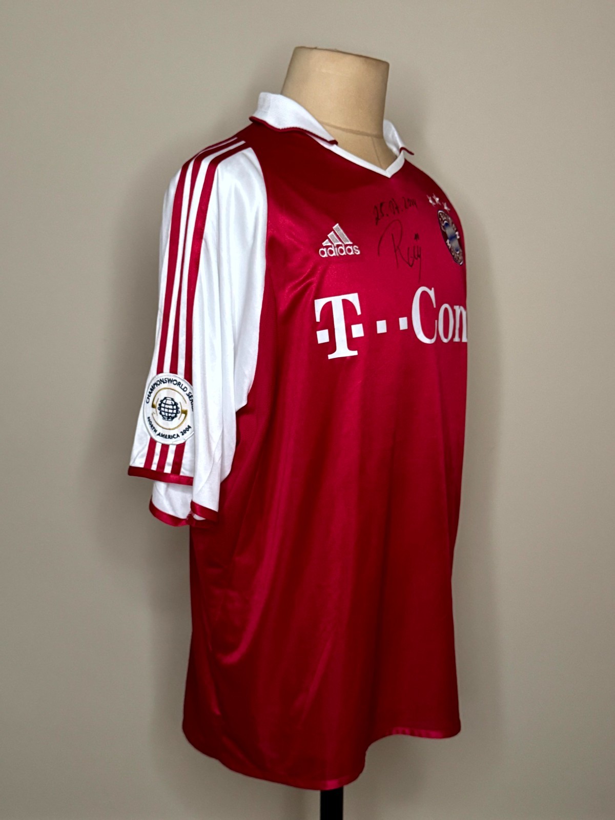 Matchworn Bayern München Shirt - Roy Makaay - Bayern München vs Man U - Signed 2 Matchworn Bayern München Shirt - Roy Makaay - Bayern München vs Man U - Signed