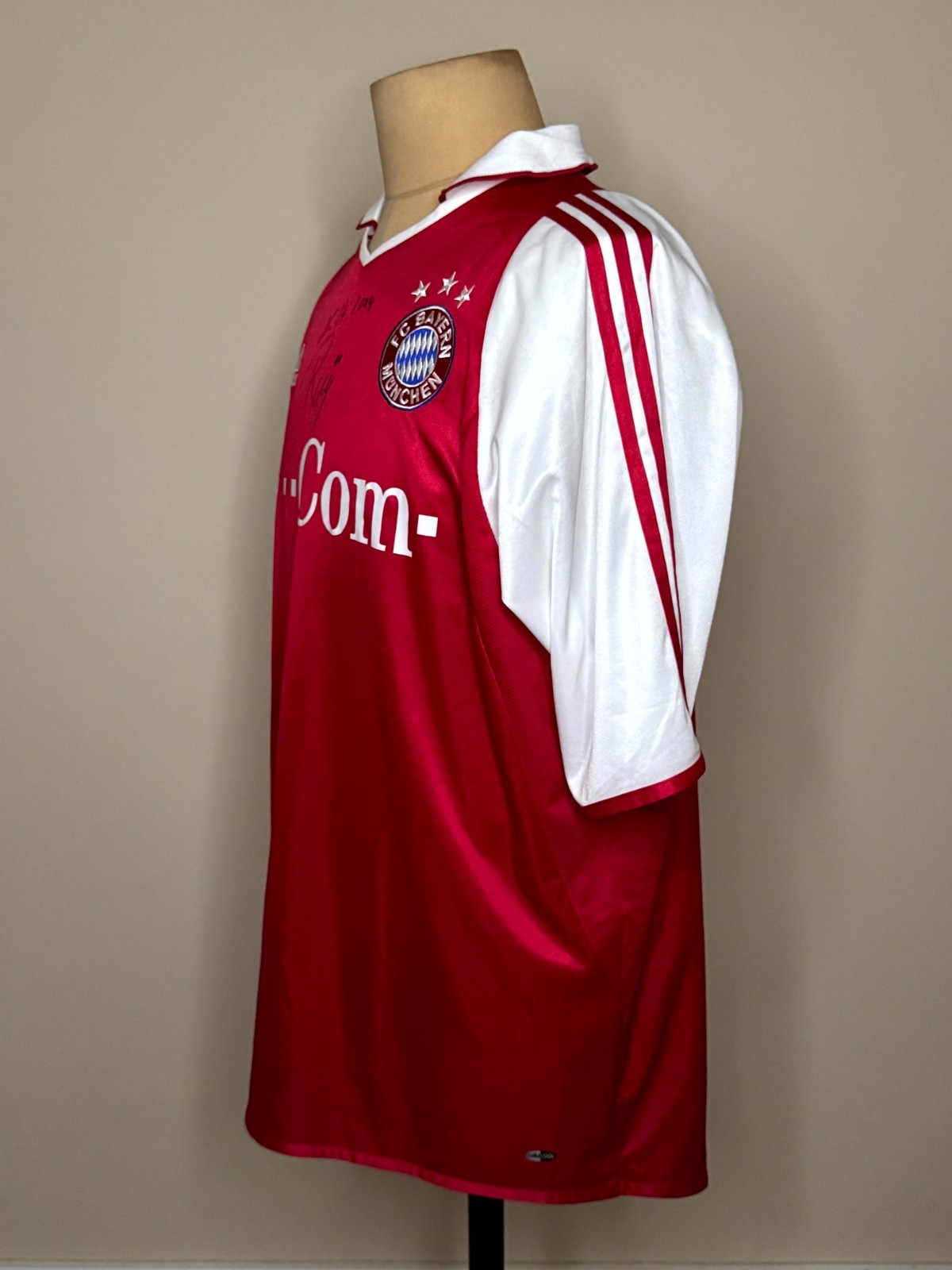 Matchworn Bayern München Shirt - Roy Makaay - Bayern München vs Man U - Signed 4 Matchworn Bayern München Shirt - Roy Makaay - Bayern München vs Man U - Signed