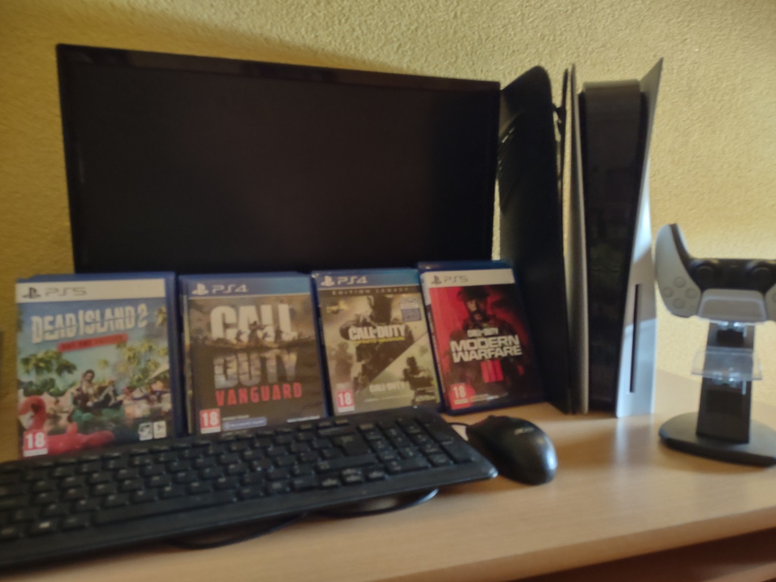 New PlayStation 5 With Monitor Keyboard Mouse And Rgb Charge Dock 3 New PlayStation 5 With Monitor Keyboard Mouse And Rgb Charge Dock