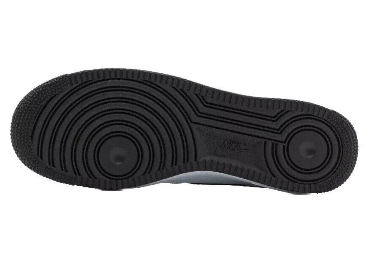 Nike Air Force 1 07 EUR 42.5 UK 8 US 9 (FQ4296-101) New 2 Nike Air Force 1 07 EUR 42.5 UK 8 US 9 (FQ4296-101) New