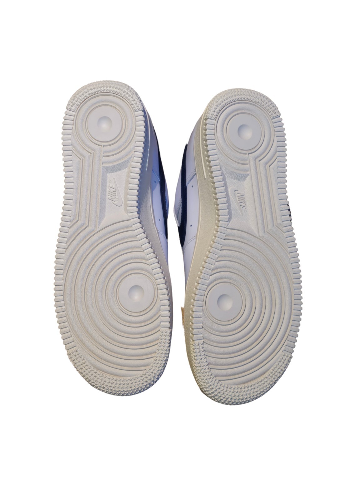 Nike Air Force 1 07 Flyease - White Obsidian Gold - Women's Sz 8 - New in Box 7 Nike Air Force 1 07 Flyease - White Obsidian Gold - Women's Sz 8 - New in Box