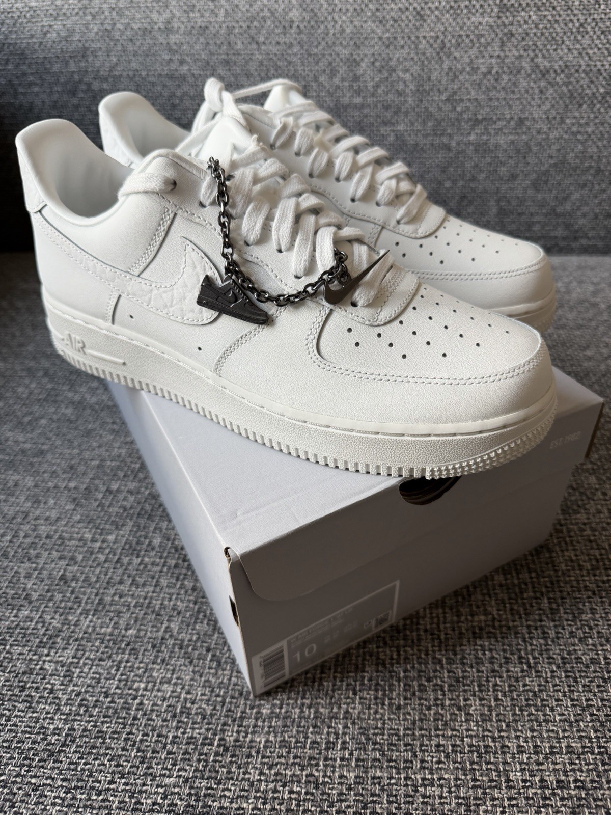 Nike Air Force 1 ‘07 LO size 42, US 10 (W) 1 Nike Air Force 1 ‘07 LO size 42, US 10 (W)