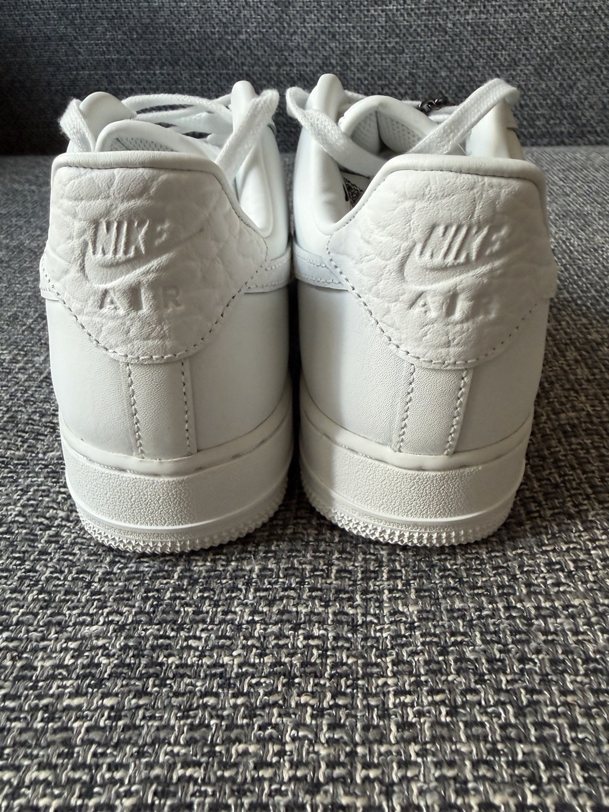 Nike Air Force 1 ‘07 LO size 42, US 10 (W) 5 Nike Air Force 1 ‘07 LO size 42, US 10 (W)