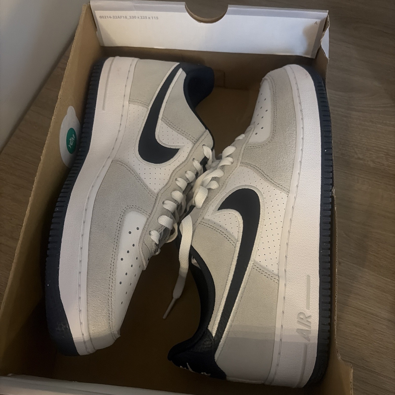 Nike Air Force 1 '07 LV8 Uk 9 EUR 44 IO2077-030 Men's New 4 Nike Air Force 1 '07 LV8 Uk 9 EUR 44 IO2077-030 Men's New