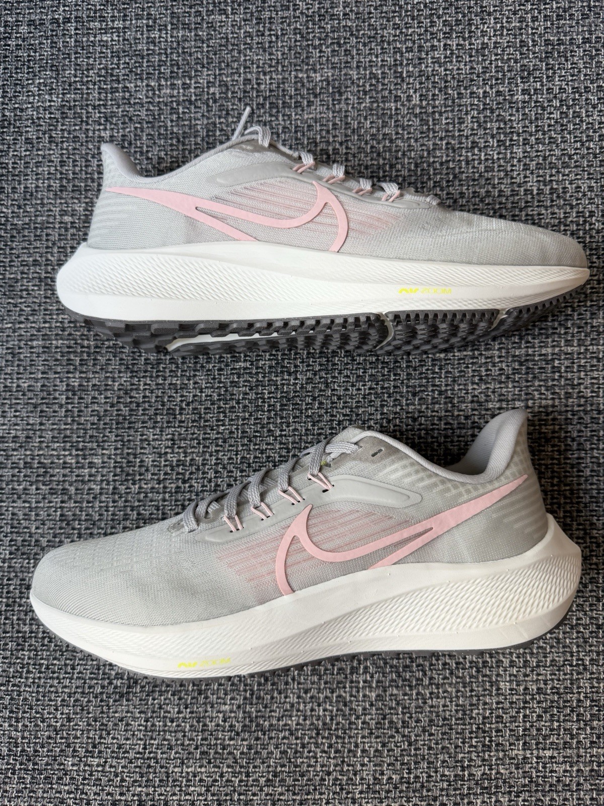 Nike Air Zoom Pegasus 39 size 39, US 8 (W) 2 Nike Air Zoom Pegasus 39 size 39, US 8 (W)