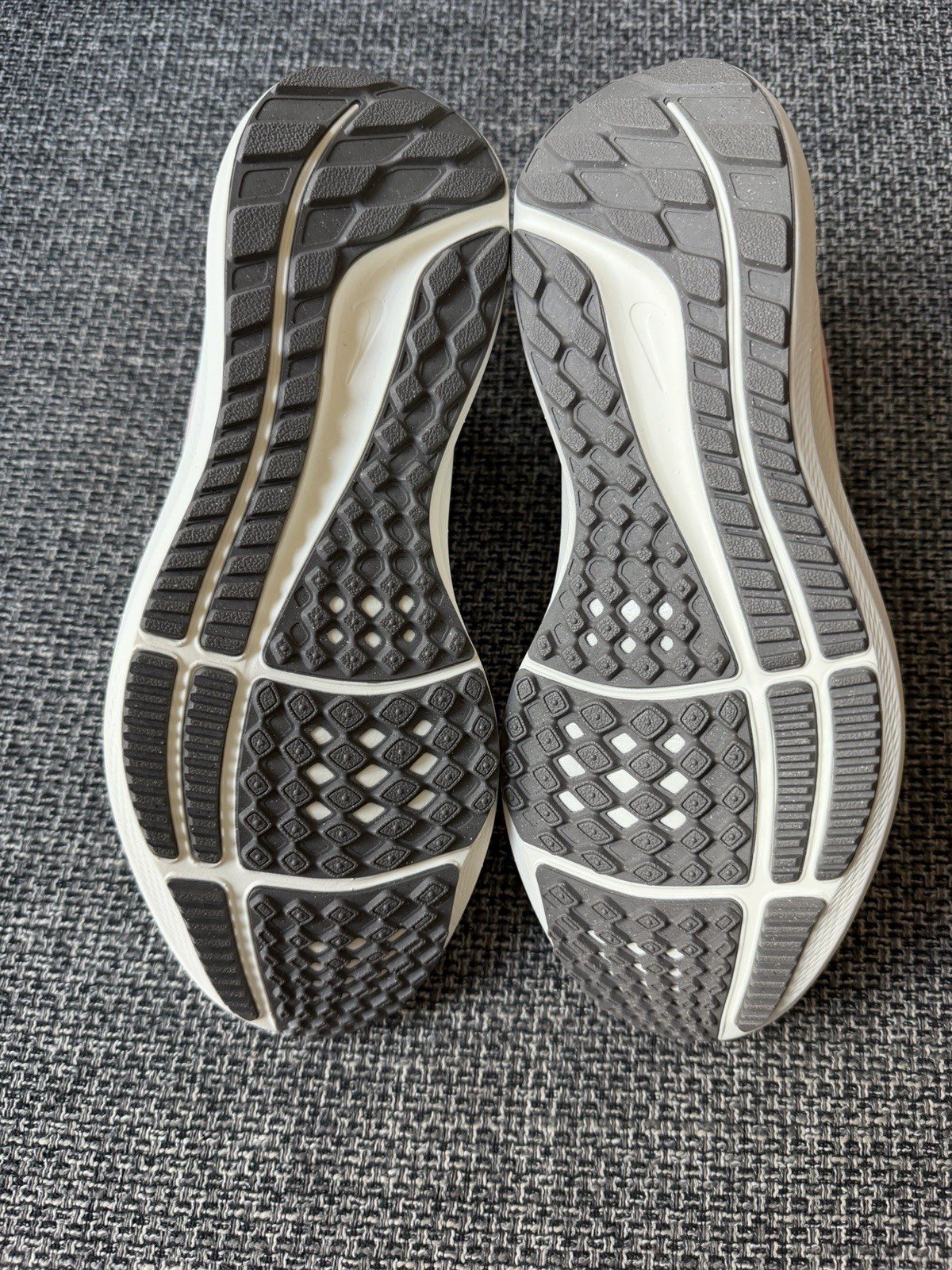 Nike Air Zoom Pegasus 39 size 39, US 8 (W) 6 Nike Air Zoom Pegasus 39 size 39, US 8 (W)