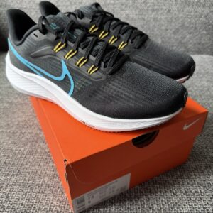 Nike Air Zoom Pegasus 39 size 40.5, US 7.5