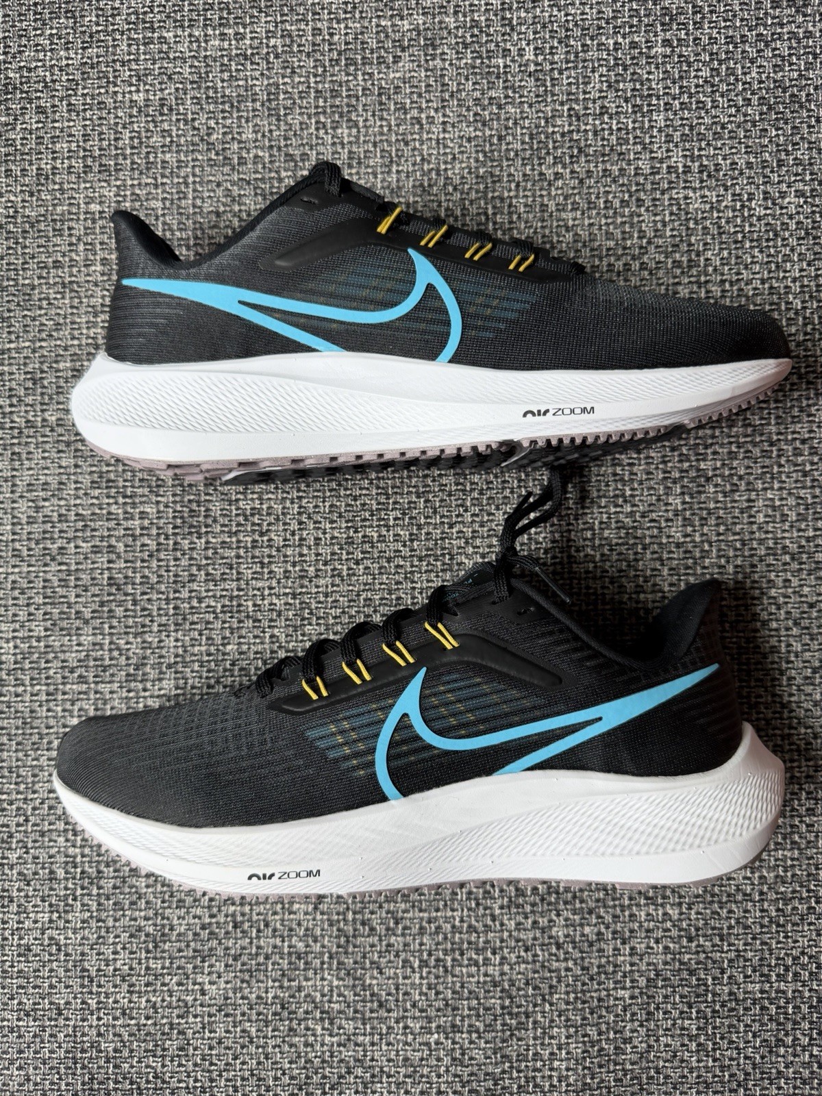 Nike Air Zoom Pegasus 39 size 44.5, US 10.5 2 Nike Air Zoom Pegasus 39 size 44.5, US 10.5