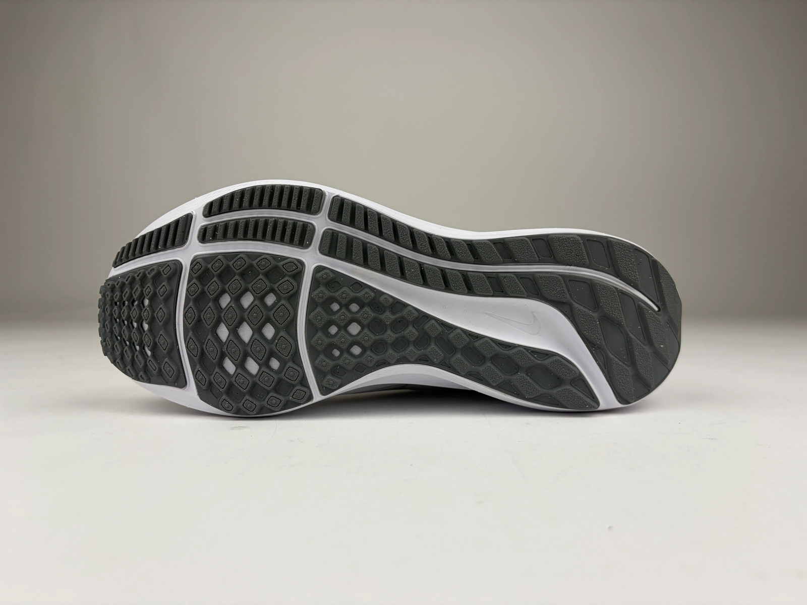 Nike Air Zoom Pegasus 39 'White Grey Fog' - Size 40 - DH4071-100-40-NEW - 5 Nike Air Zoom Pegasus 39 'White Grey Fog' - Size 40 - DH4071-100-40-NEW -
