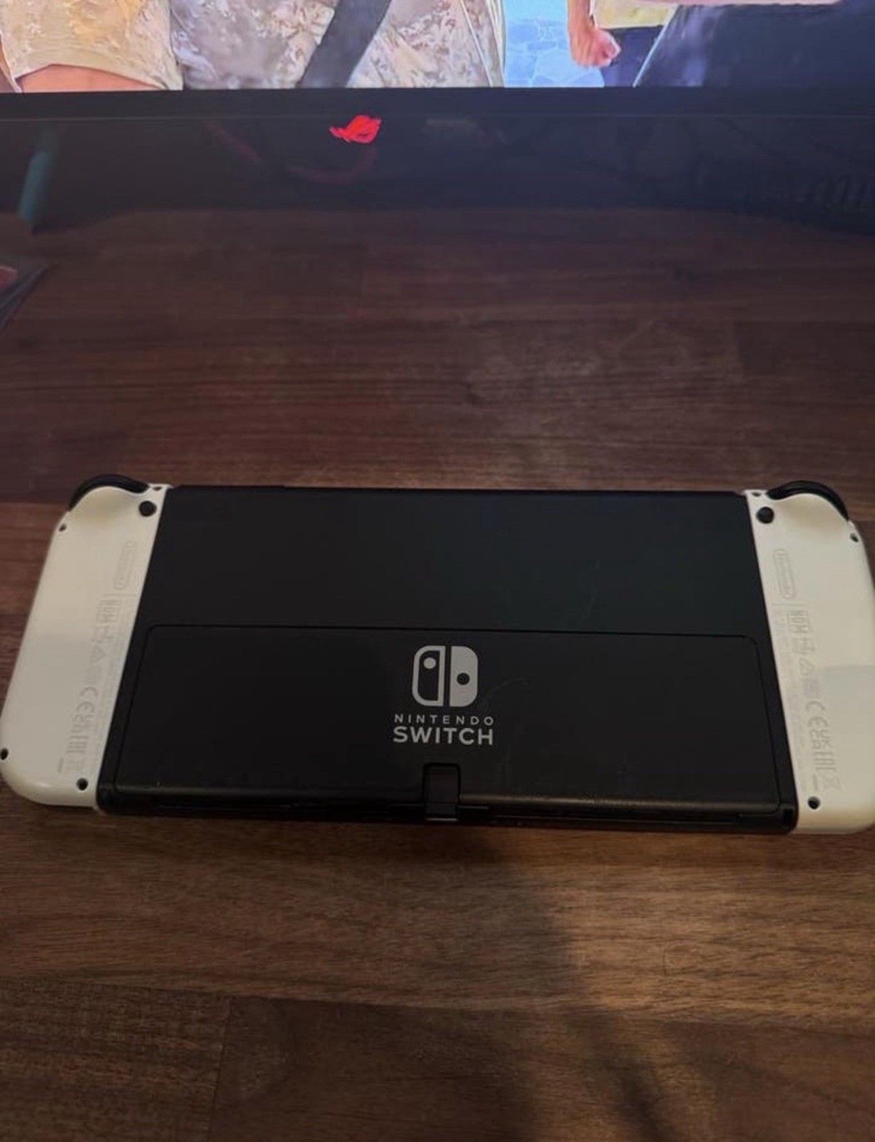 Nintendo Switch Console - OLED-model - Wit 2 Nintendo Switch Console - OLED-model - Wit