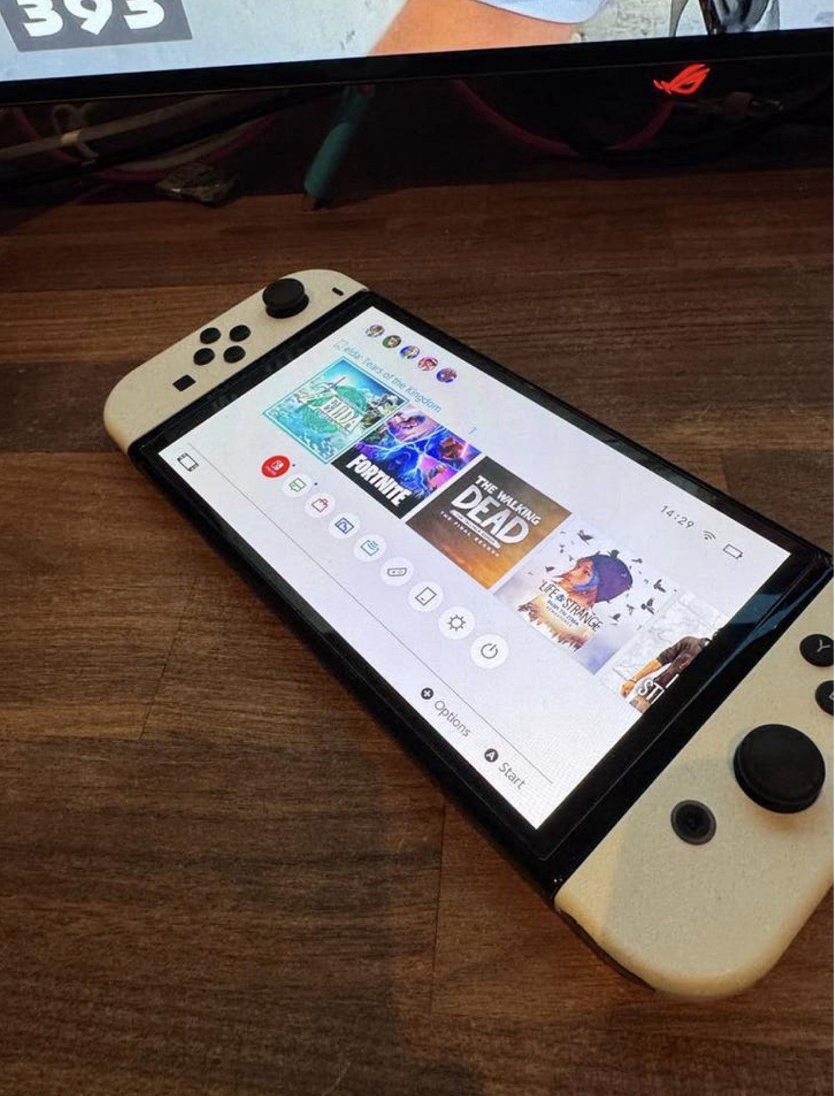 Nintendo Switch Console - OLED-model - Wit 3 Nintendo Switch Console - OLED-model - Wit