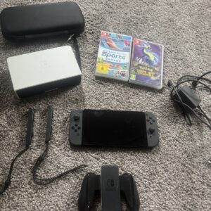 Nintendo Switch Console - OLED-model - With Games