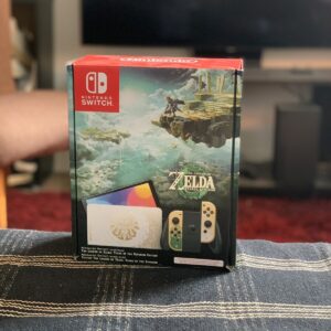 Nintendo Switch OLED Zelda Edition + Screen Protector & Protection case