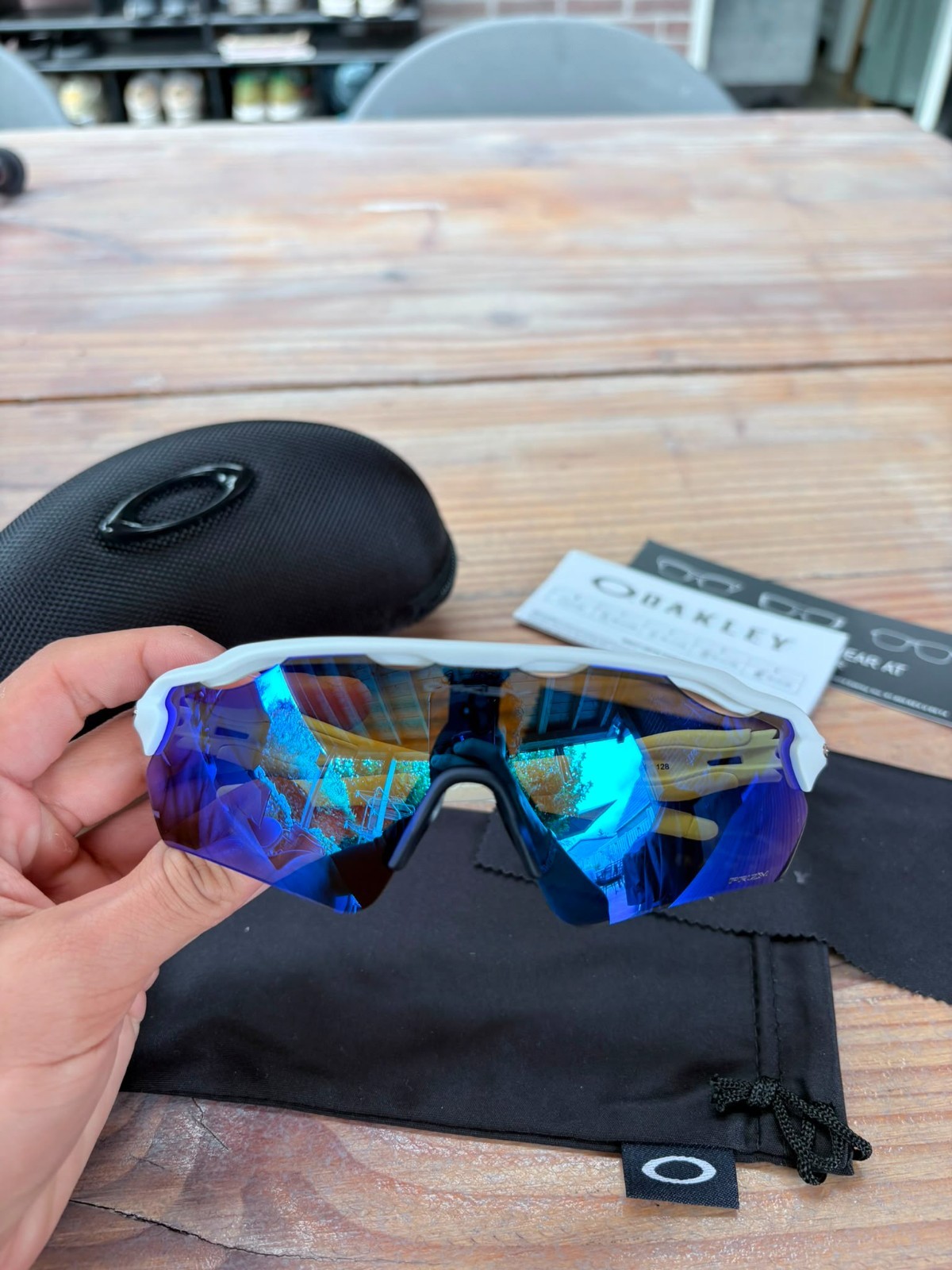 Oakley Radar Prizm Ev Zonnebril Donkerblauw/Wit - Nieuw 1 Oakley Radar Prizm Ev Zonnebril Donkerblauw/Wit - Nieuw