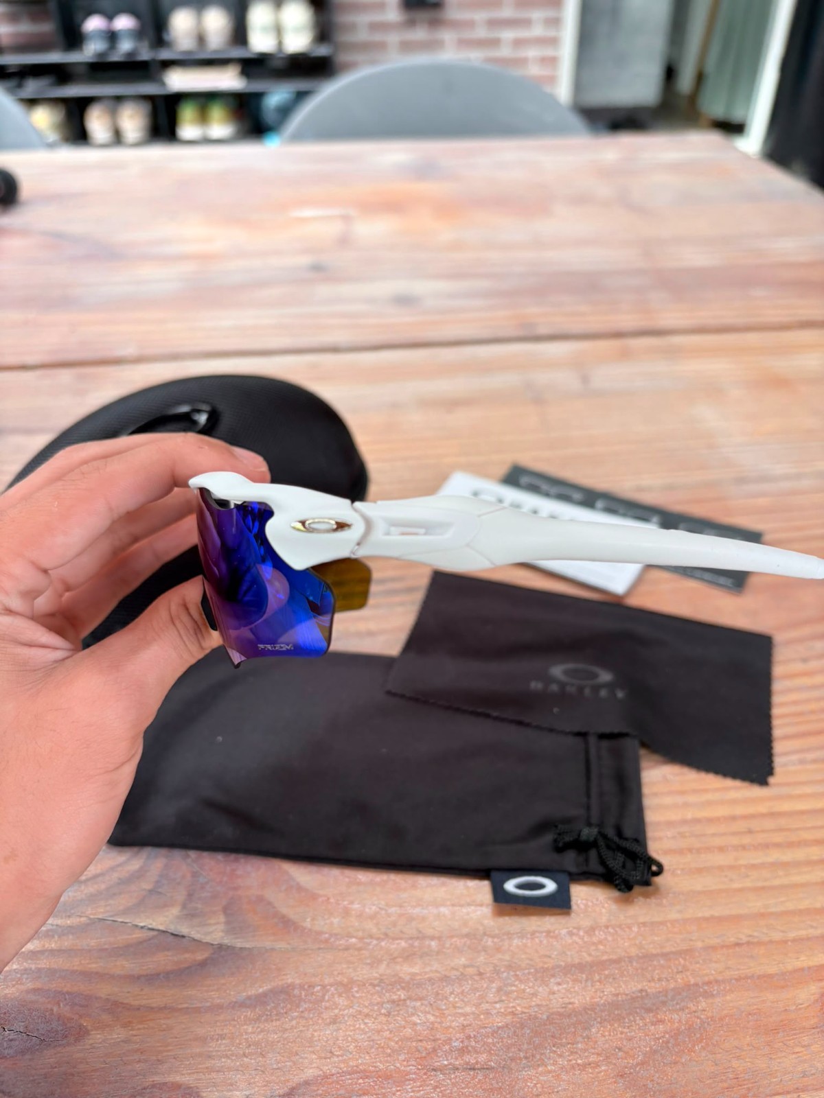 Oakley Radar Prizm Ev Zonnebril Donkerblauw/Wit - Nieuw 4 Oakley Radar Prizm Ev Zonnebril Donkerblauw/Wit - Nieuw