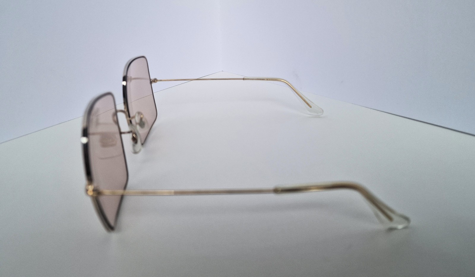 Ray-Ban Vintage Unisex Sunglasses made in USA Gold Bausch Lomb 10 Ray-Ban Vintage Unisex Sunglasses made in USA Gold Bausch Lomb