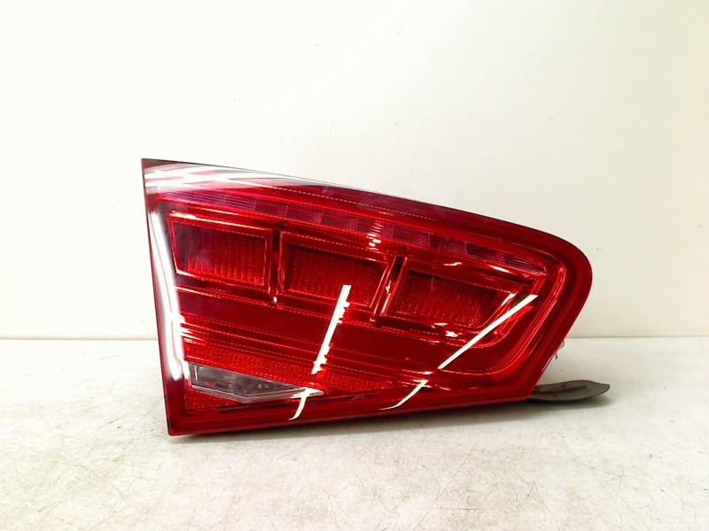 SUPPORT DE LAMPE FEU ARRIÈRE GAUCHE LED Audi A8 (D4) 2011 4H0945093 1 SUPPORT DE LAMPE FEU ARRIÈRE GAUCHE LED Audi A8 (D4) 2011 4H0945093