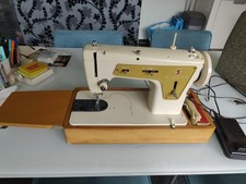 Vintage Singer naaimachine Model 237