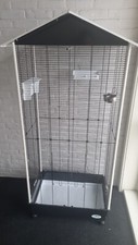 vogelkooi met dak